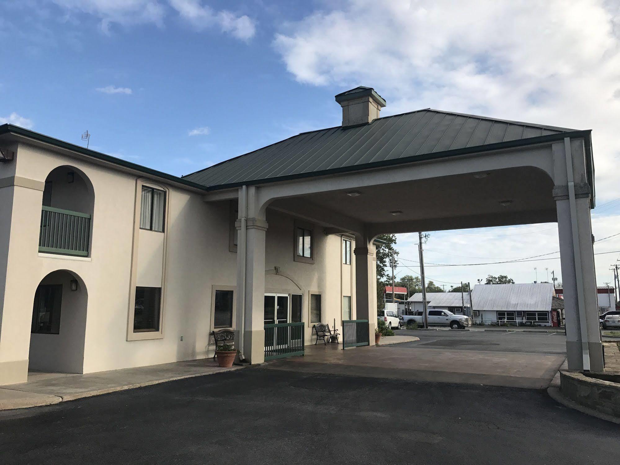 Quality Inn Three Rivers Extérieur photo