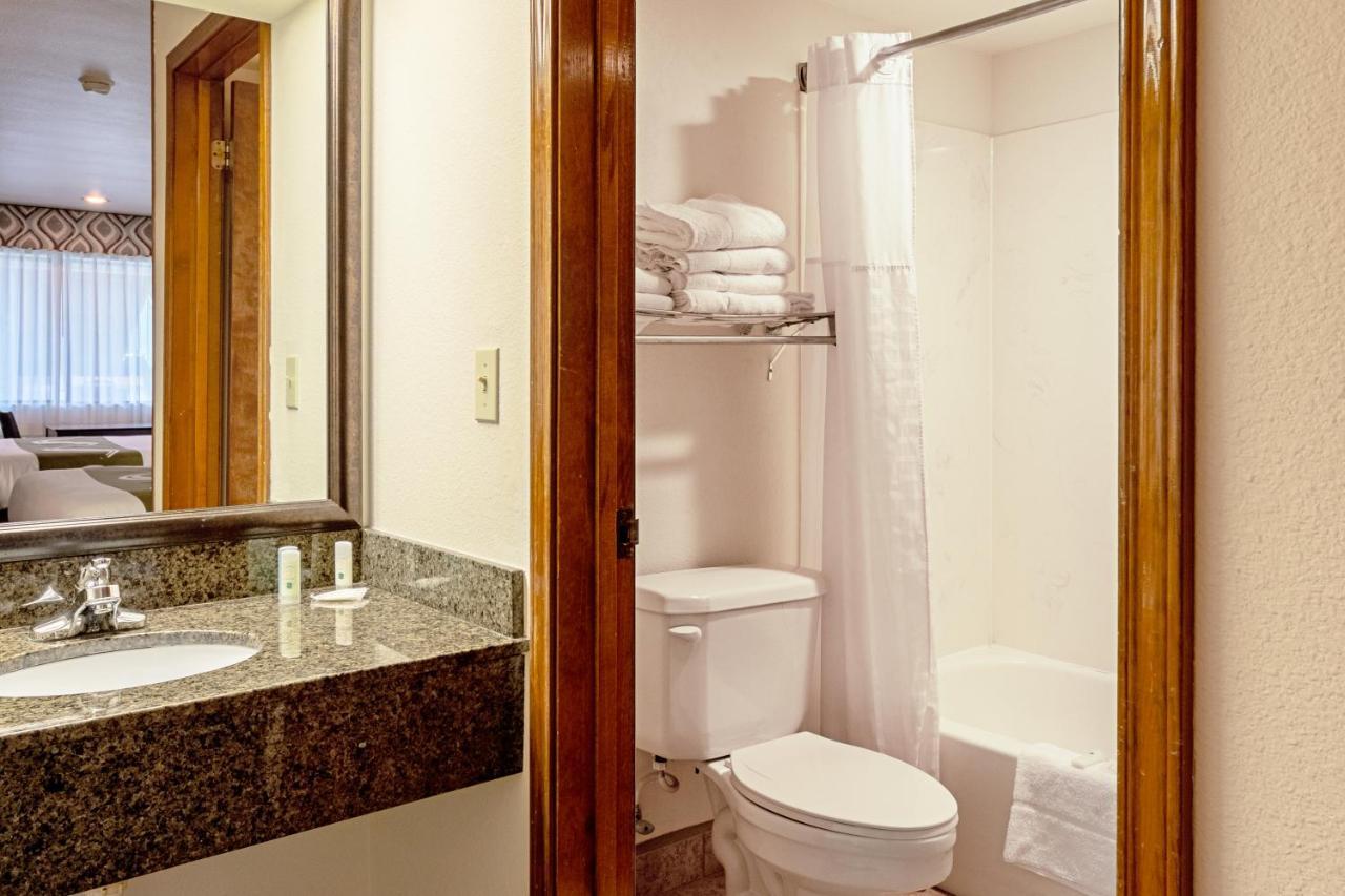 Quality Inn Three Rivers Extérieur photo